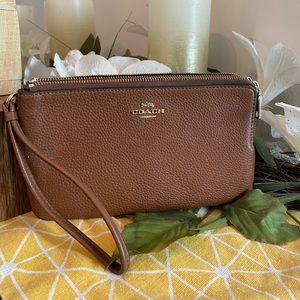 Double Corner Zip Wristlet